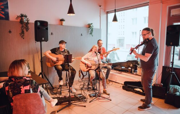 Benefiční koncert pro Pepíčka ve vinotéce U Maxima - nejen viňas Kryblice