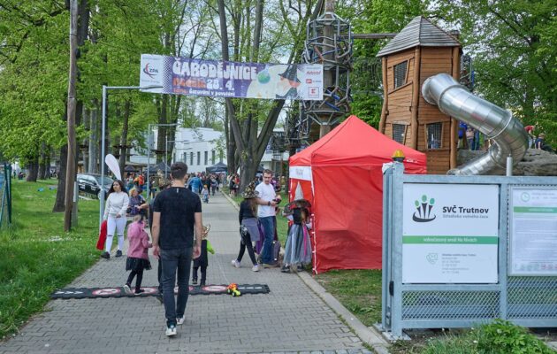 Čarodějnice v areálu trutnovského SVČ