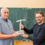 Zvláštní cena za mimořádný přínos školství pro Zdeňka Géce