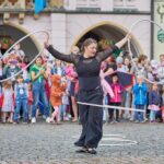 Cirk-UFF: průvod z náměstí k Uffu