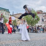 Cirk-UFF: průvod z náměstí k Uffu