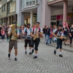 Cirk-UFF: průvod z náměstí k Uffu
