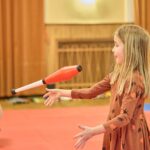 Cirkusová školička CZirkidz: první lekce v Národním domě v Trutnově