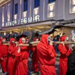 Dračí slavnosti - večerní průvod