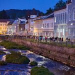Dračí slavnosti - večerní průvod
