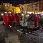Dračí slavnosti - večerní průvod
