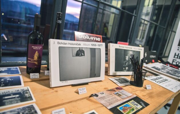 Křest knihy fotografa Bohdana Holomíčka v EPO1