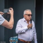 Odhalení sochy Nákup vozu v Autostylu
