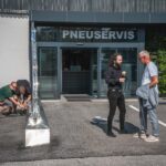 Odhalení sochy Nákup vozu v Autostylu