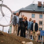 Odhalení sochy Jízda Veroniky Psotkové v Trutnově