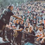Druhý den punkového festivalu Pod Parou na Bojišti