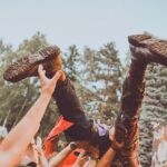 Druhý den punkového festivalu Pod Parou na Bojišti