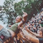Druhý den punkového festivalu Pod Parou na Bojišti