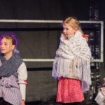Folklorní soubor Hadářek při rozsvícení vánočního stromu v Trutnově