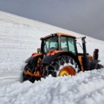 Frézování cesty mezi Výrovkou a Luční boudou