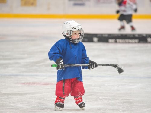 Pojď hrát hokej: Hokejová jízda pro nejmenší na zimáku v Trutnově