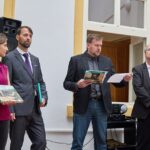 Kniha HSM na historických fotografiích