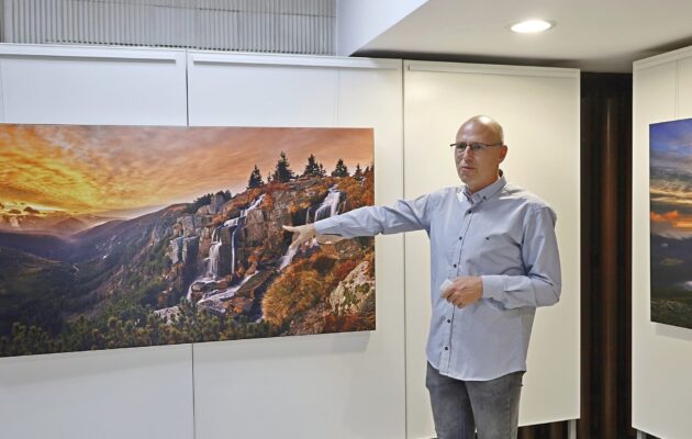 Fotograf Šálek zachytil krásy Krkonoš v momentech východů a západů slunce