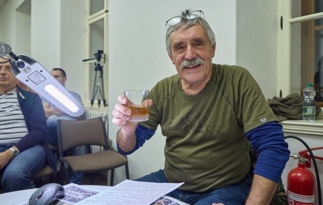 Promítání filmu o Jiřím Jůzlovi v muzeu