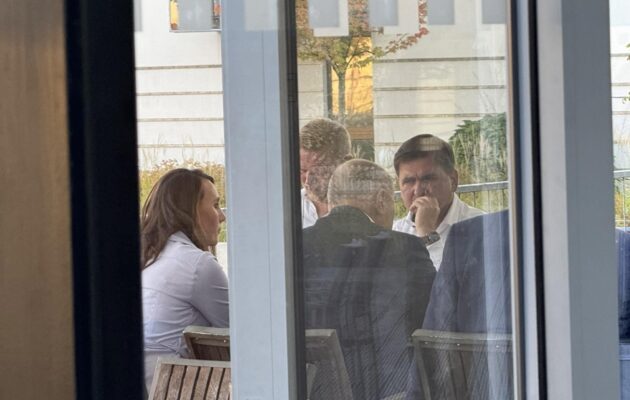 O nové krajské vládě není stále rozhodnuto, jednání pokračují