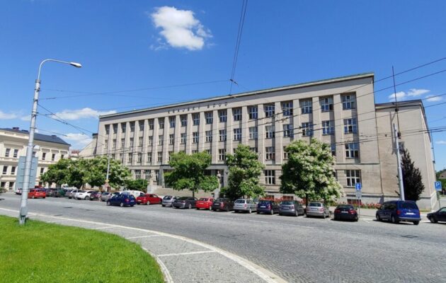 ČT: Bývalý konkurzní správce Tiby Dvůr Králové čelí obvinění ze zpronevěry