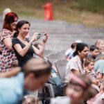 Nedělní program Kultury pod hvězdami na Bojišti: BibiBum, Jen pravdu, drahý a Dracula
