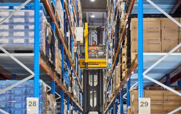 Schaeffler otevřel v Trutnově nové logistické centrum