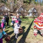 Lovci velikonočních vajíček na Dolcích
