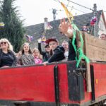 Průvod s přehlídkou zemědělských strojů a samohybů