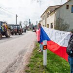Průvod s přehlídkou zemědělských strojů a samohybů