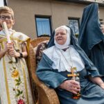 Průvod s přehlídkou zemědělských strojů a samohybů