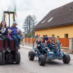 Průvod s přehlídkou zemědělských strojů a samohybů