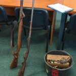 Nález historických zbraní při rekonstrukci soudu v Trutnově