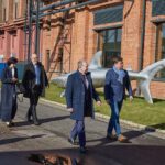 Polský velvyslanec Gniazdowski na návštěvě v Trutnově