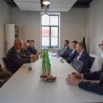 Polský velvyslanec Gniazdowski na návštěvě v Trutnově