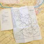 Znalec Günter Fiedler a staré mapy
