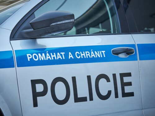 Sladká slova a hořká realita: žena naletěla podvodníkovi a přišla o statisíce