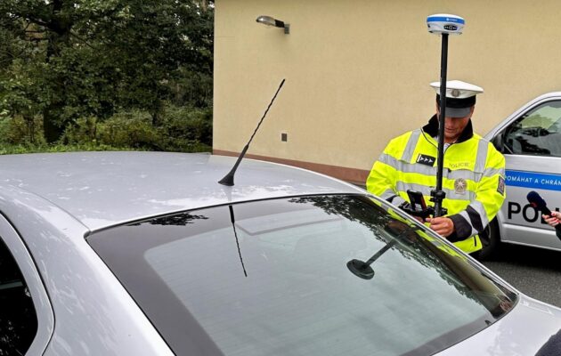 Policie používá přístroje pro rychlejší dokumentaci nehod