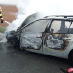Požár auta mezi Výšinkou a Stříteží