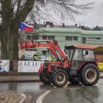 Protestní jízda zemědělců v Trutnově