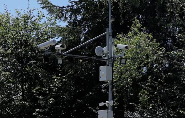 Mezi Trutnovem a hranicí s Polskem začínají fungovat úsekové radary