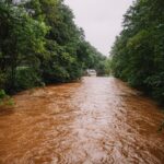 Rozvodněná řeka Úpa v Trutnově