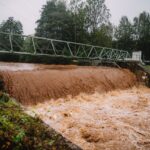 Rozvodněná řeka Úpa v Trutnově