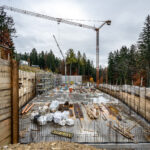 Stavba retenční nádrže pro zasněžování v Janských Lázních