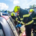 Srážka vlaku s autem při Dni železnice