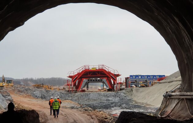 Stavba dálničního tunelu u Bolkowa, 30. 3. 2022