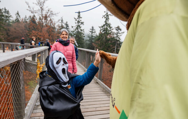 Halloween na Stezka korunami stromů v Janských Lázních