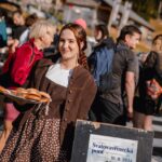 Svatovavřinecká pouť, pěší výstup na vrchol Sněžky