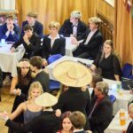 Taneční lekce středoškoláků v Národním domě