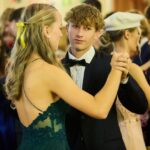 Taneční lekce středoškoláků v Národním domě